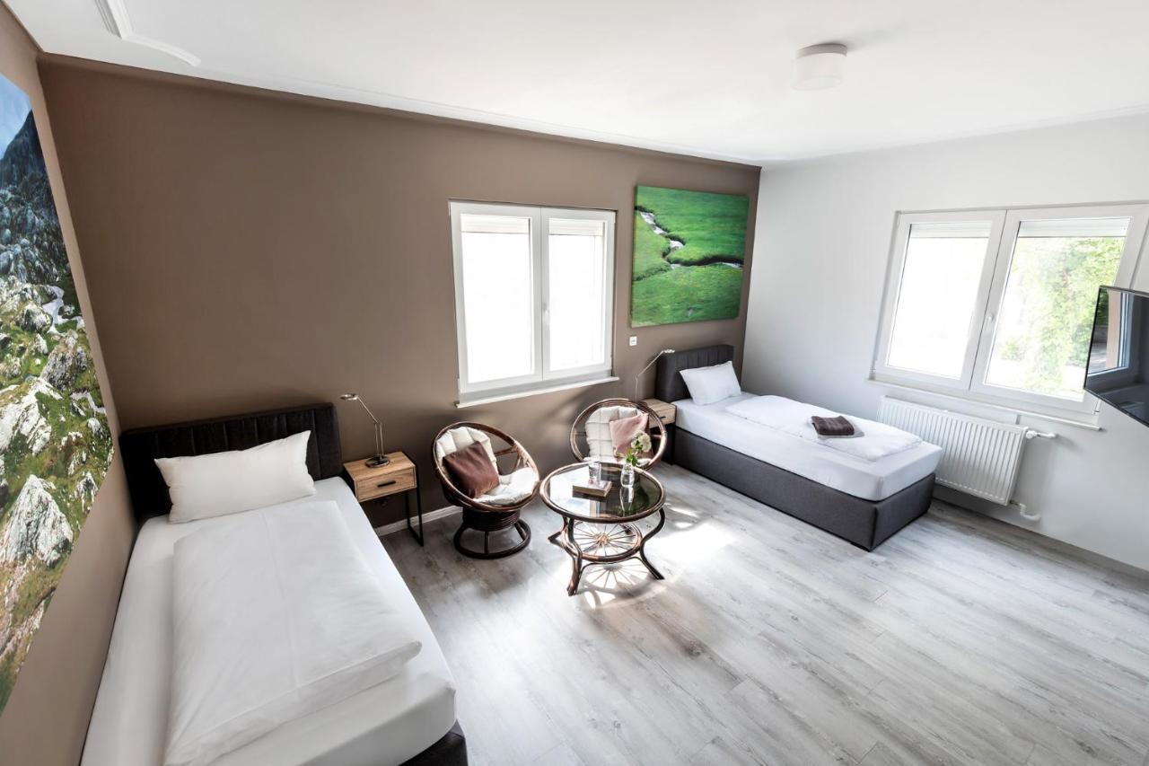 Primera Zimmer Mit Gemeinschaftsbad Singen Dış mekan fotoğraf