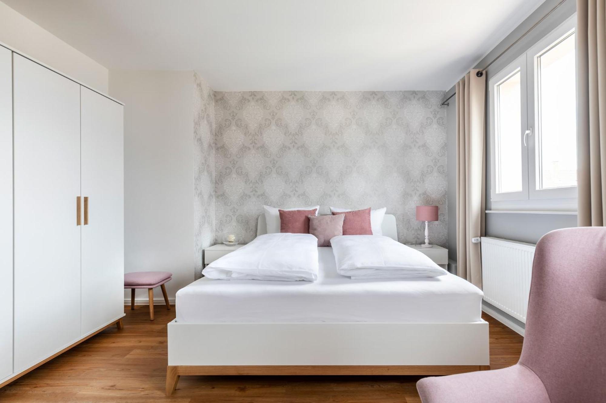 Primera Zimmer Mit Gemeinschaftsbad Singen Dış mekan fotoğraf